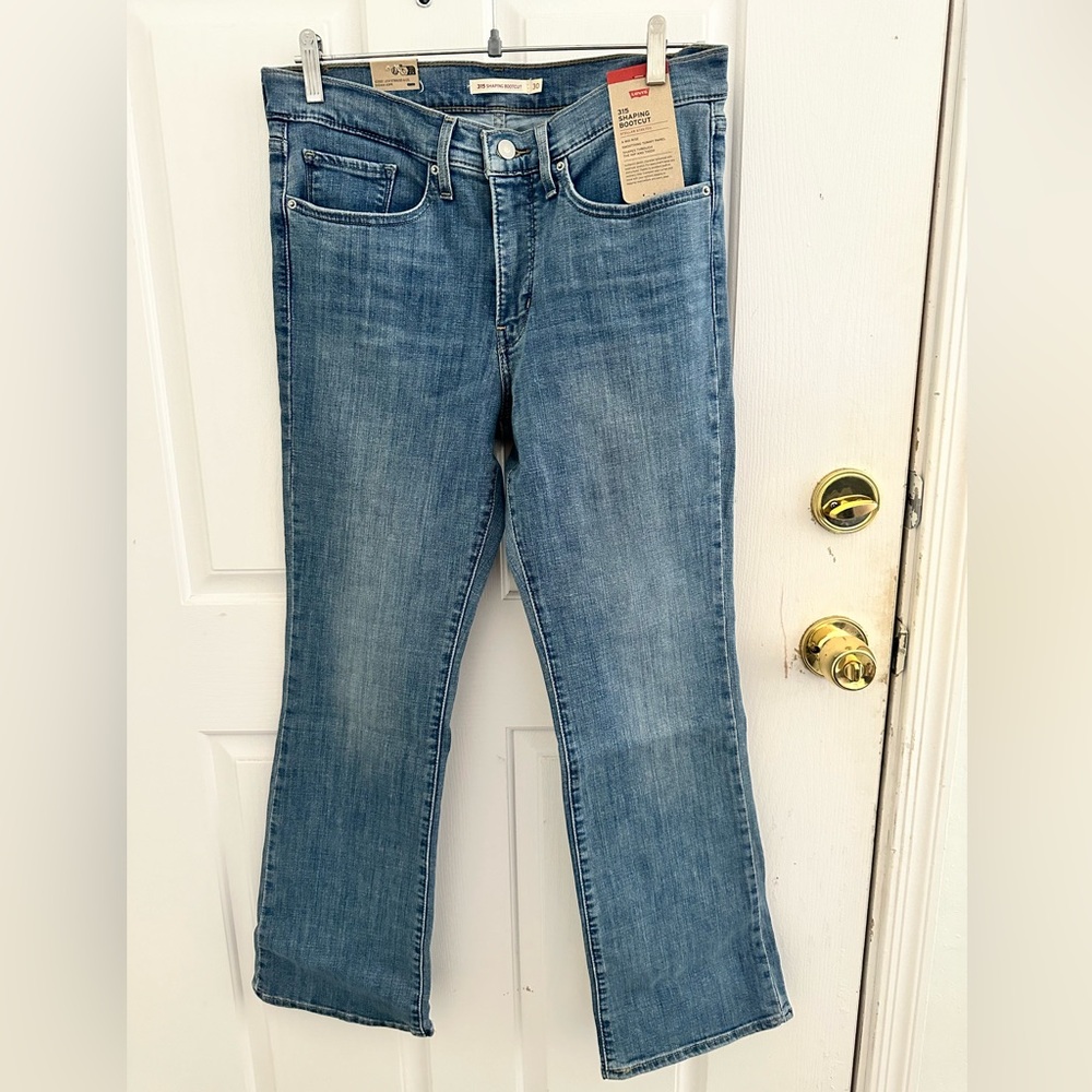 Boot cut jeans